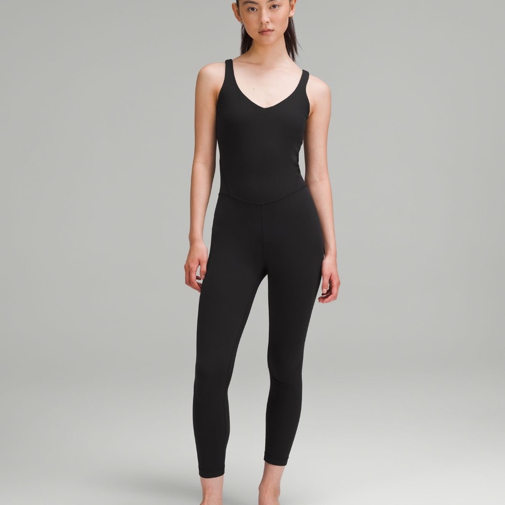 EUC worn once! lululemon Align bodysuit black 25" size 8 ~$148